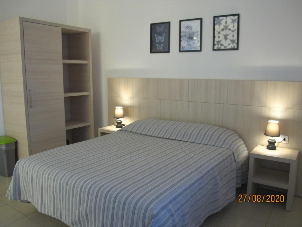 Santa Barbara Hotel & Apartments 벨레지아아지마리나 외부 사진