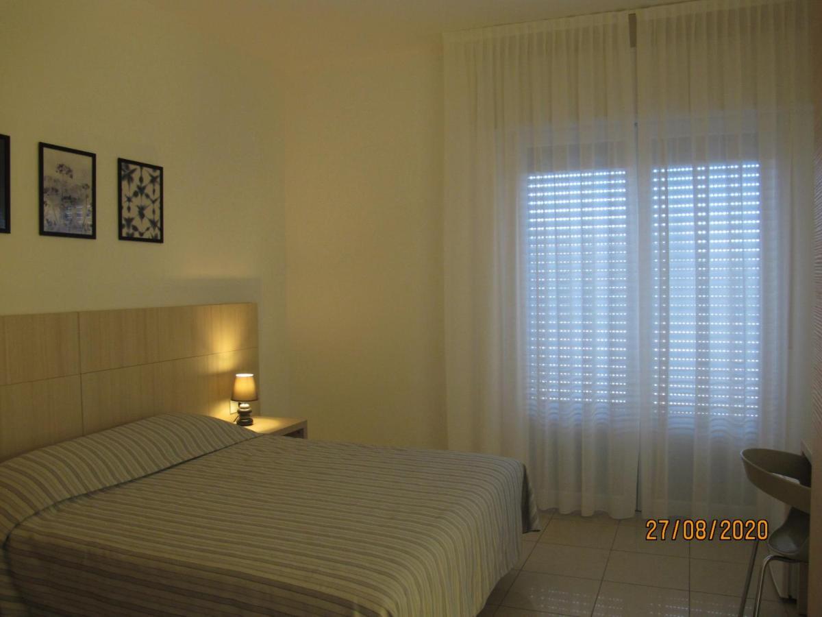 Santa Barbara Hotel & Apartments 벨레지아아지마리나 외부 사진