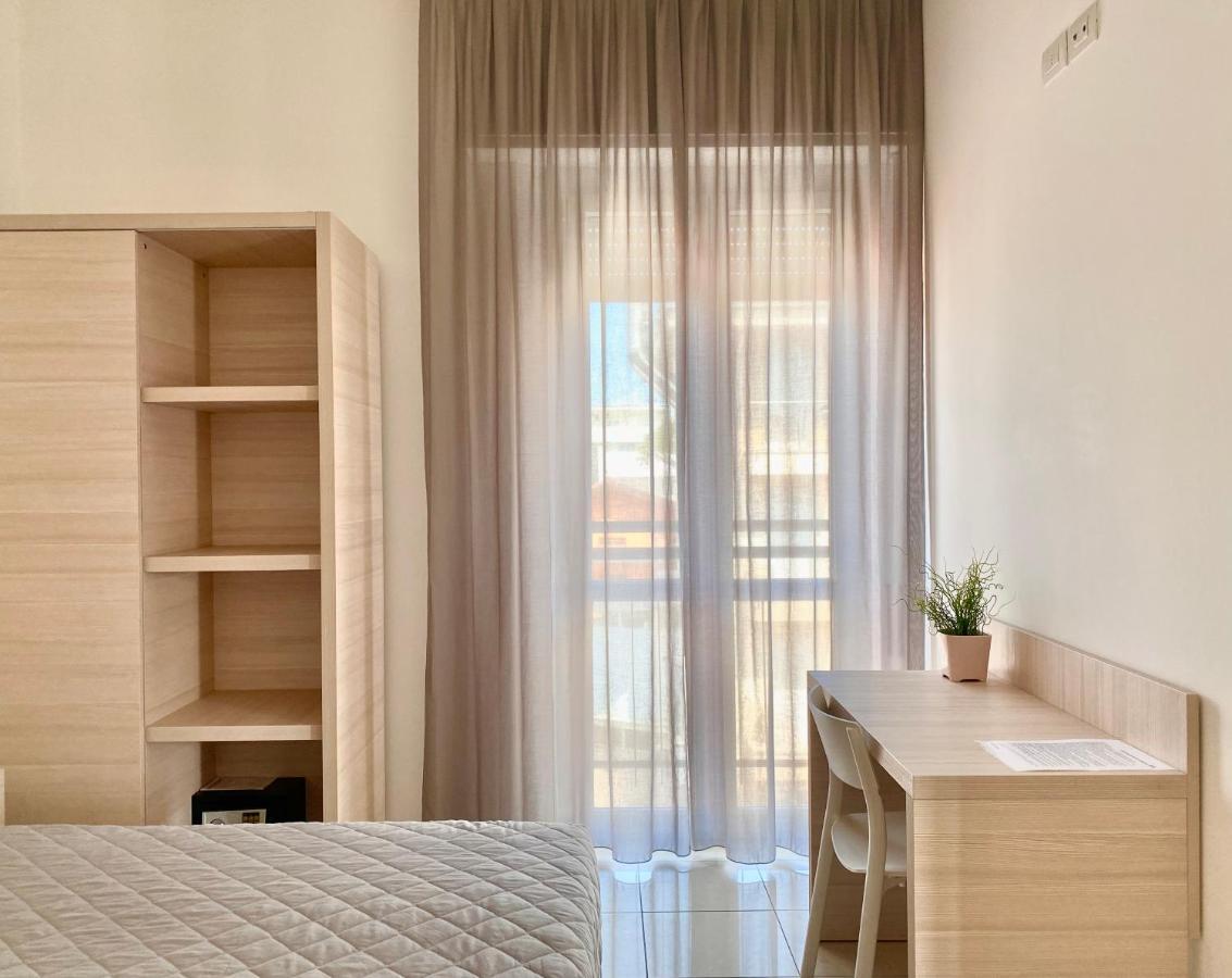 Santa Barbara Hotel & Apartments 벨레지아아지마리나 외부 사진